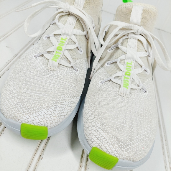 Nike Cream Silver Athleisure Training Lace Up Running Sneakers A239 - Picture 7 of 13